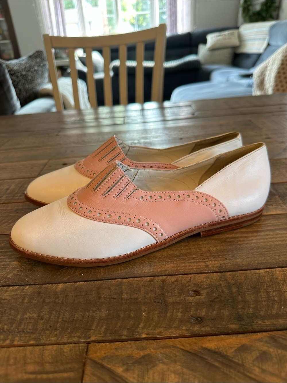 Hipoppotamus Vintage Pink & White Saddle Shoe Style Slip on Loafer Size 9 - Picture 2 of 6